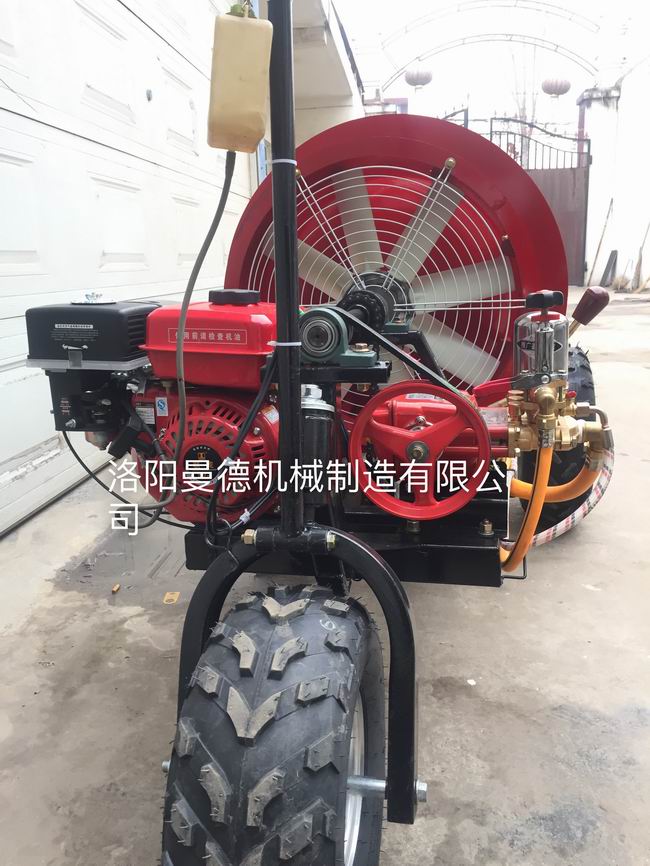 自(zi)走(zou)式風(fēng)送打藥機